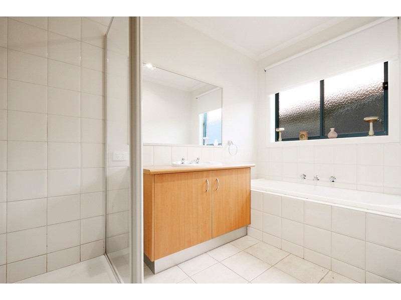 17 Cashel Court, Berwick VIC 3806