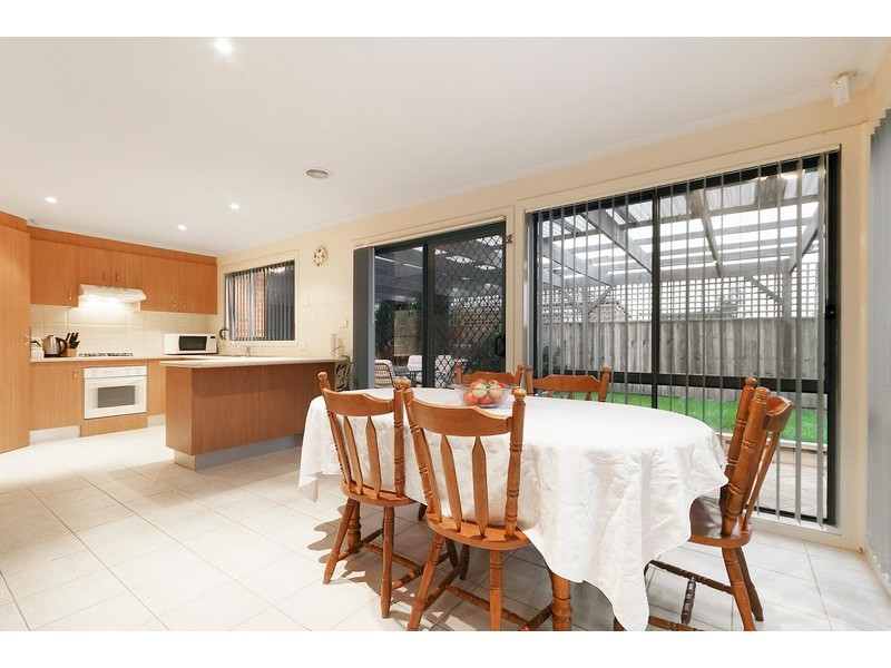 17 Cashel Court, Berwick VIC 3806