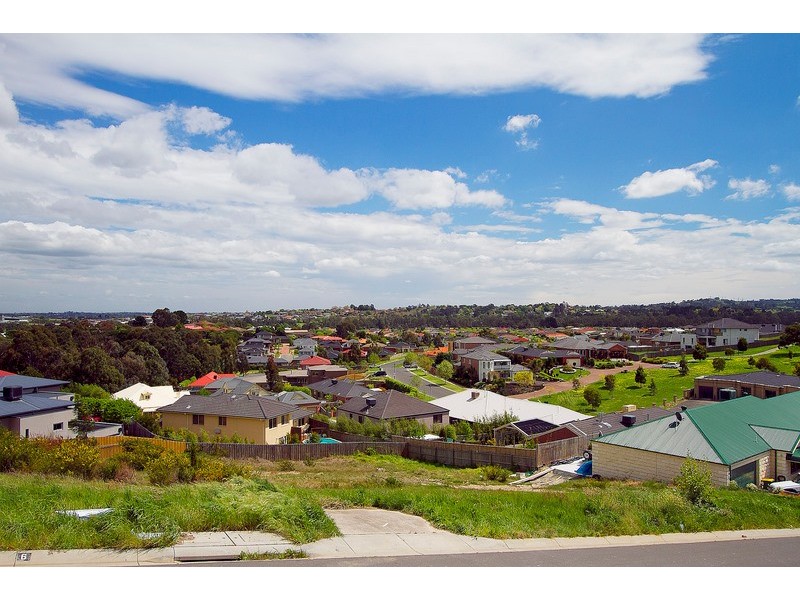 4 Crestview Drive, Beaconsfield VIC 3807