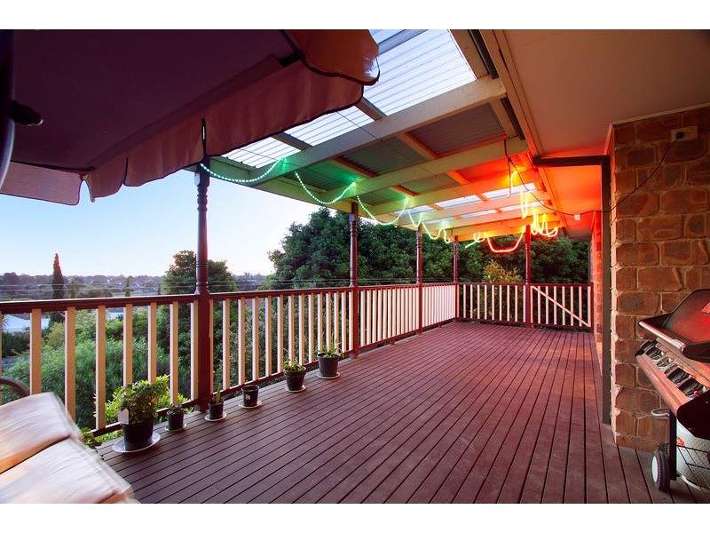 9 McCaffrey Rise, Pakenham VIC 3810