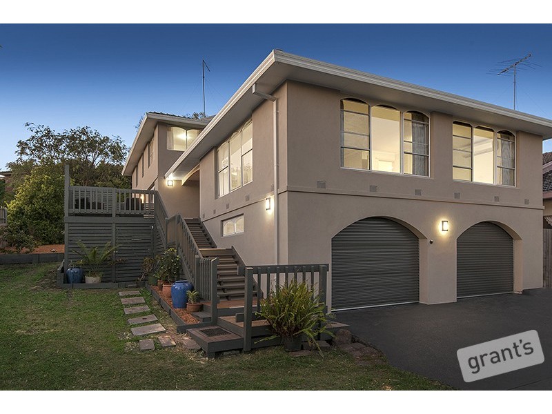 25 McNabb Street, Berwick VIC 3806