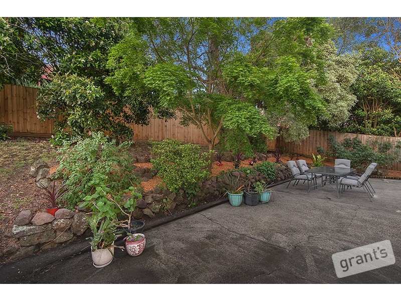 25 McNabb Street, Berwick VIC 3806