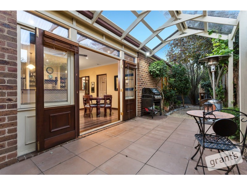 12 Magarra Crescent, Berwick VIC 3806