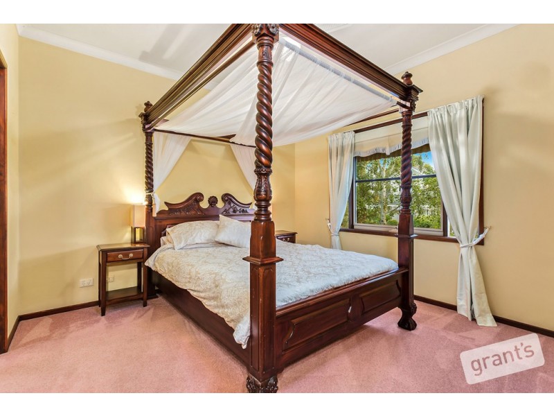 12 Magarra Crescent, Berwick VIC 3806