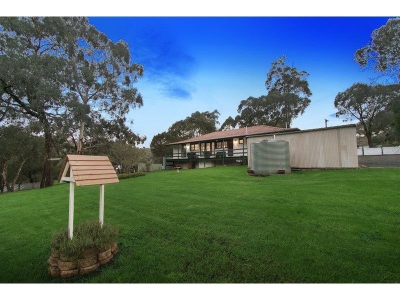 10 Fraser Avenue, Beaconsfield Upper VIC 3808