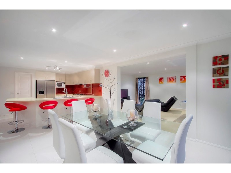 9 Wallagra Court, Narre Warren South VIC 3805