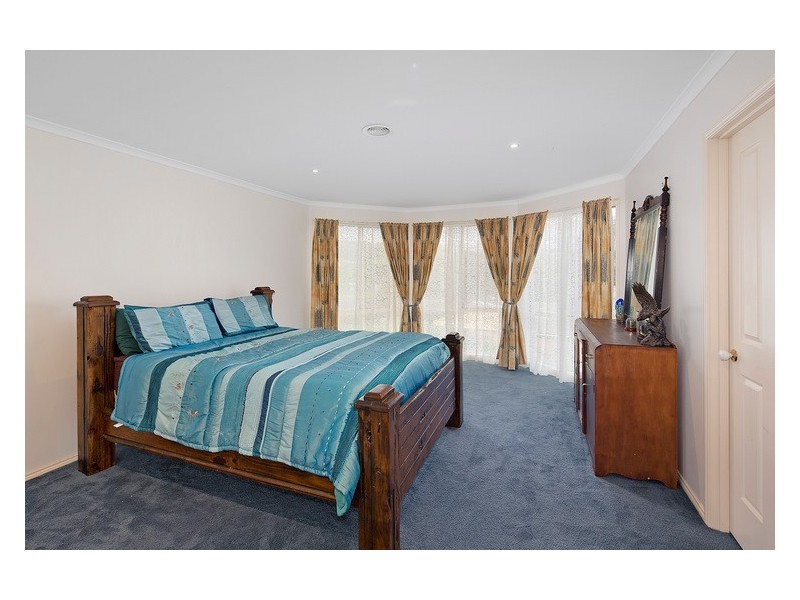 1 Allardice Parade, Berwick VIC 3806
