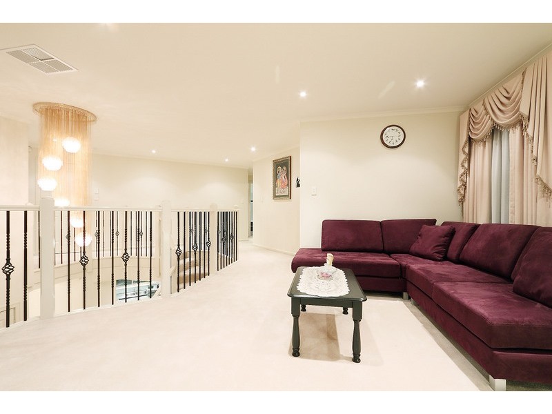 15 Ganaway Drive, Berwick VIC 3806