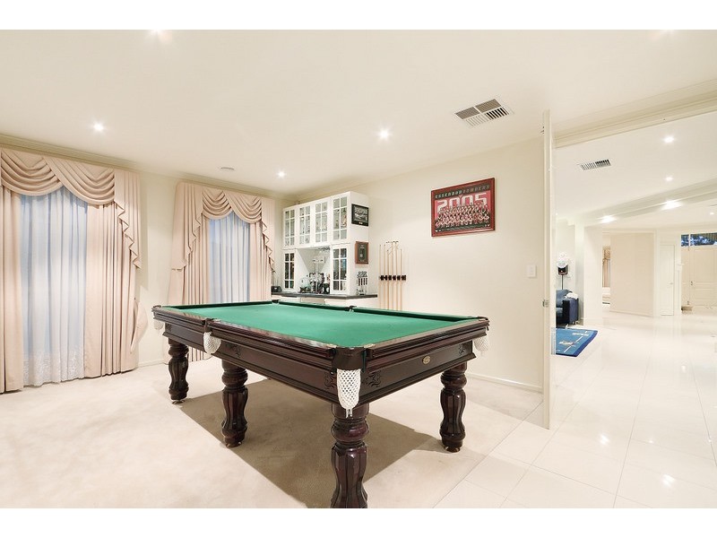 15 Ganaway Drive, Berwick VIC 3806