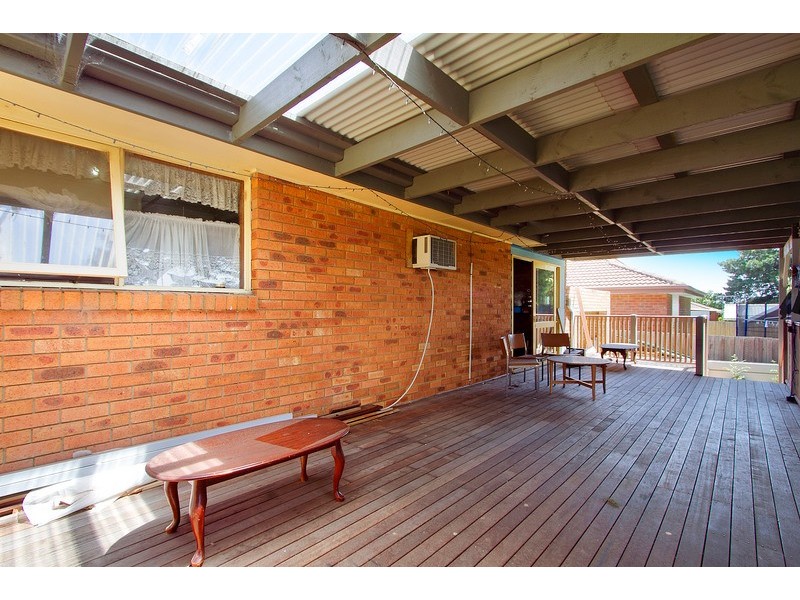 16 Leigh Court, Doveton VIC 3177