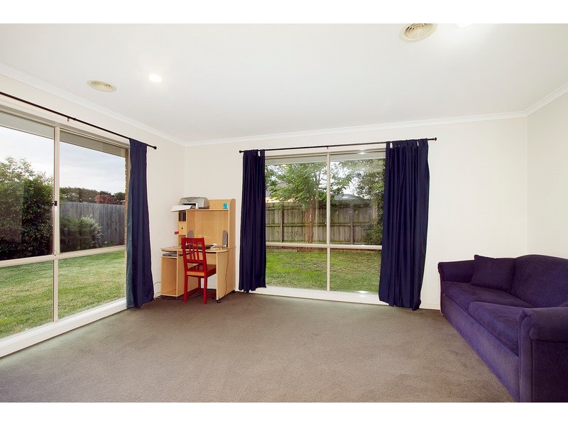 12 Kate Elizabeth Avenue, Berwick VIC 3806