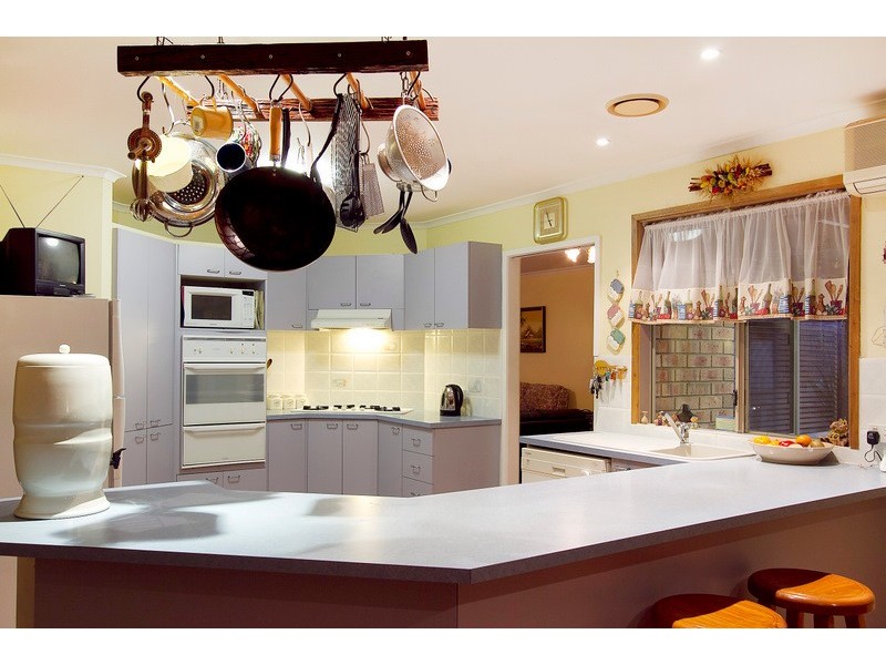 64 Bellevue Drive, Berwick VIC 3806