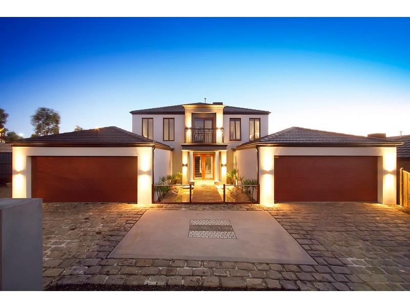 29 Glenmaggie Close, Berwick VIC 3806