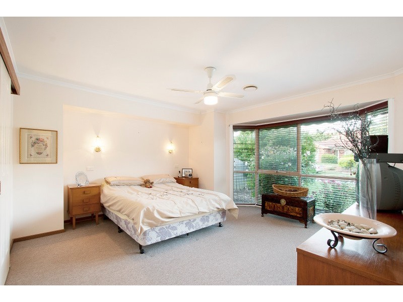 13 Harcourt Way, Berwick VIC 3806