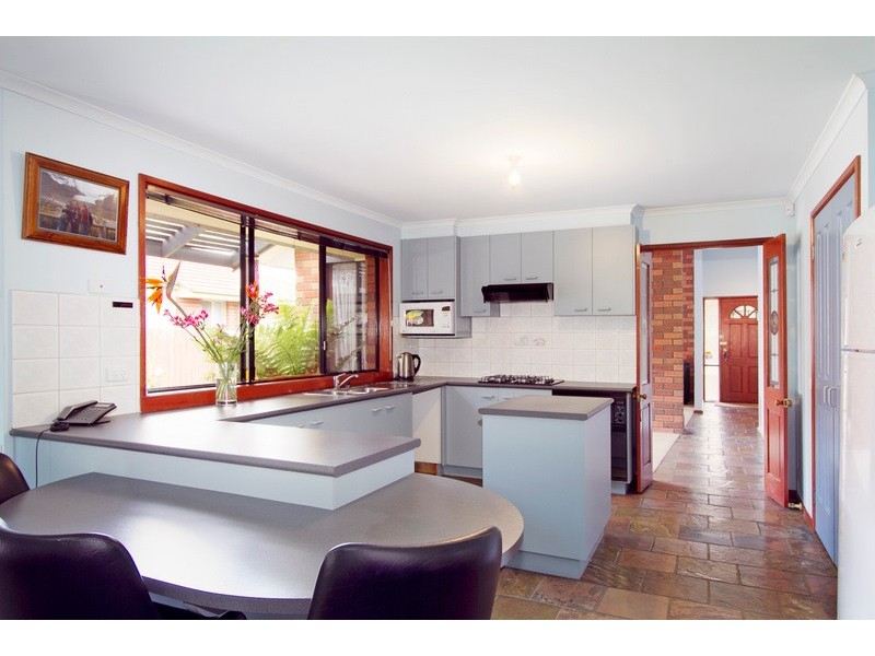 12 Dewsbury Court, Narre Warren South VIC 3805