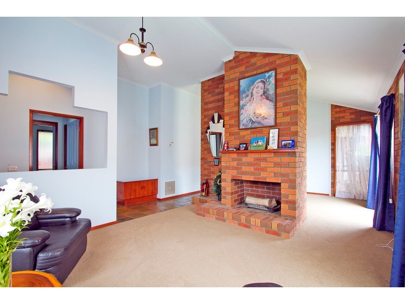 12 Dewsbury Court, Narre Warren South VIC 3805