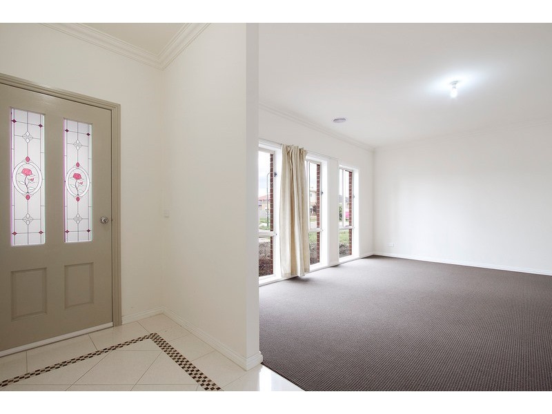 59 Jamieson Way, Berwick VIC 3806