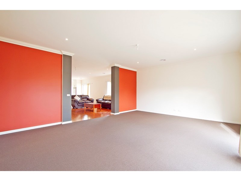 59 Jamieson Way, Berwick VIC 3806