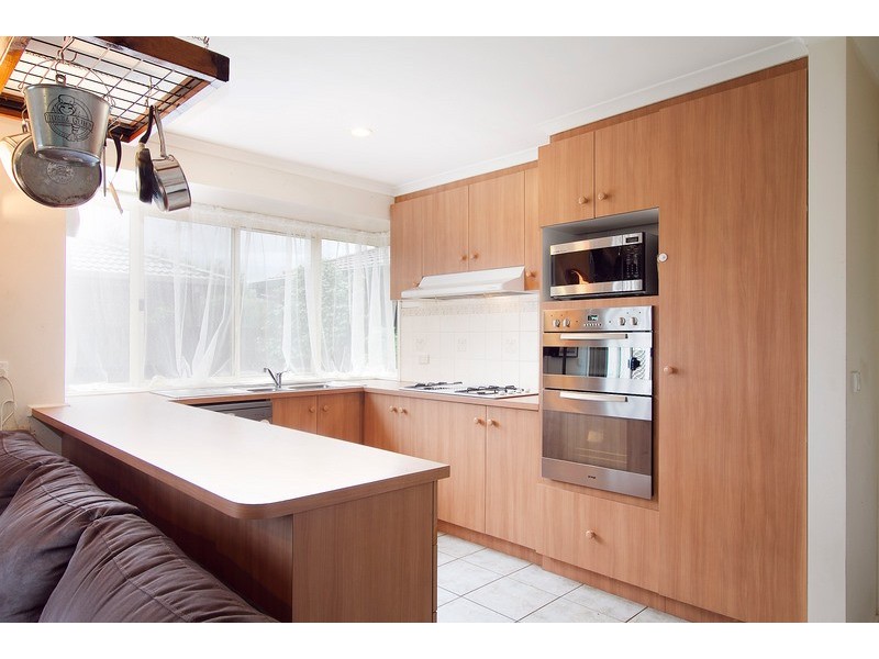 8 Millbank Place, Cranbourne VIC 3977