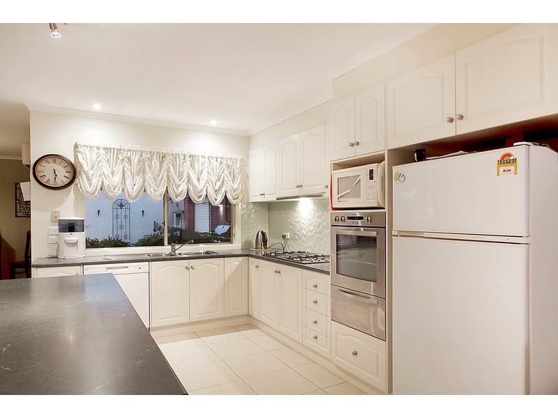 4 Piermont Drive, Berwick VIC 3806