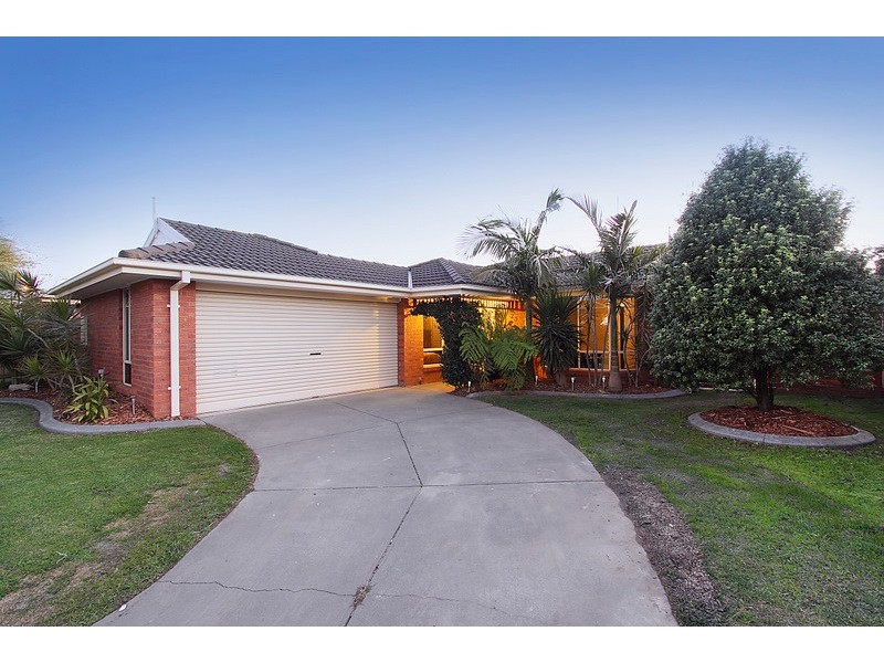23 Michelle Drive, Berwick VIC 3806