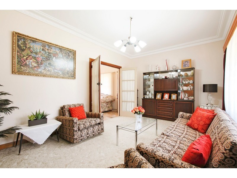 8 Knox Street, Noble Park VIC 3174