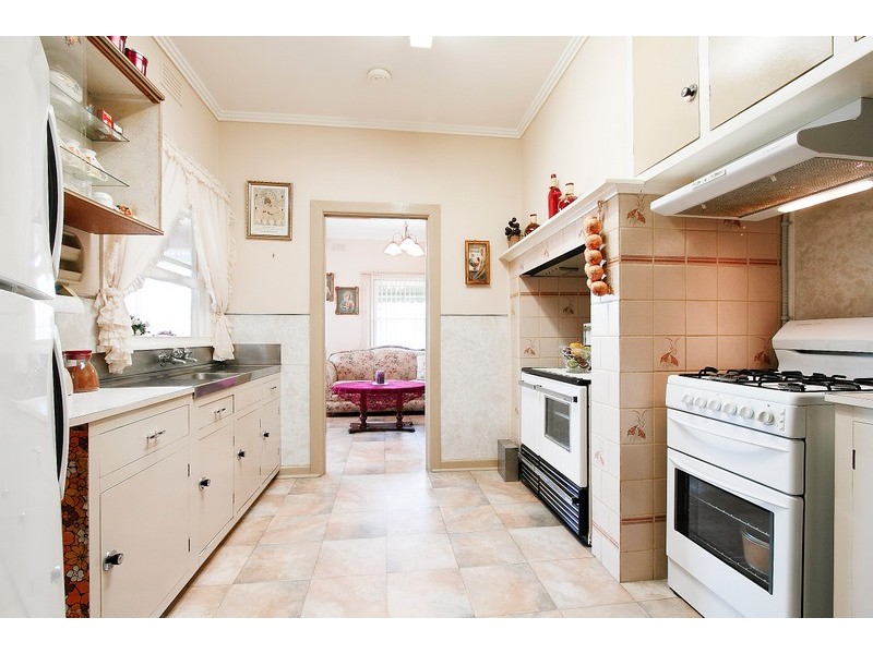 8 Knox Street, Noble Park VIC 3174