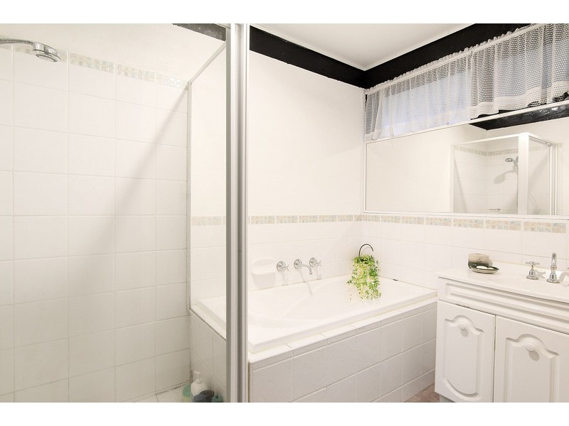 6 Adamson Road, Beaconsfield VIC 3807