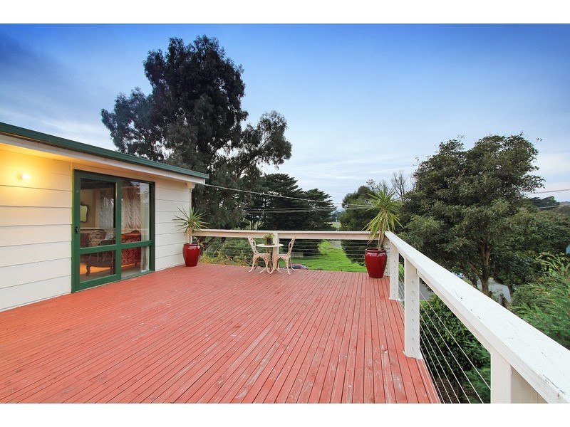 6 Adamson Road, Beaconsfield VIC 3807