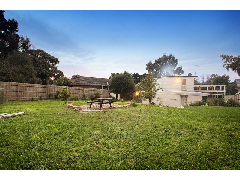6 Adamson Road, Beaconsfield VIC 3807