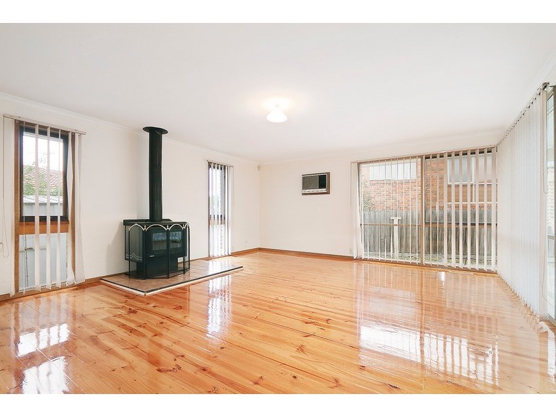 12 Redleap Court, Endeavour Hills VIC 3802