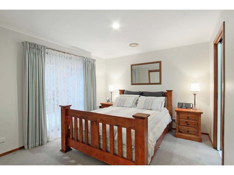 23 Adelaide Close, Berwick VIC 3806