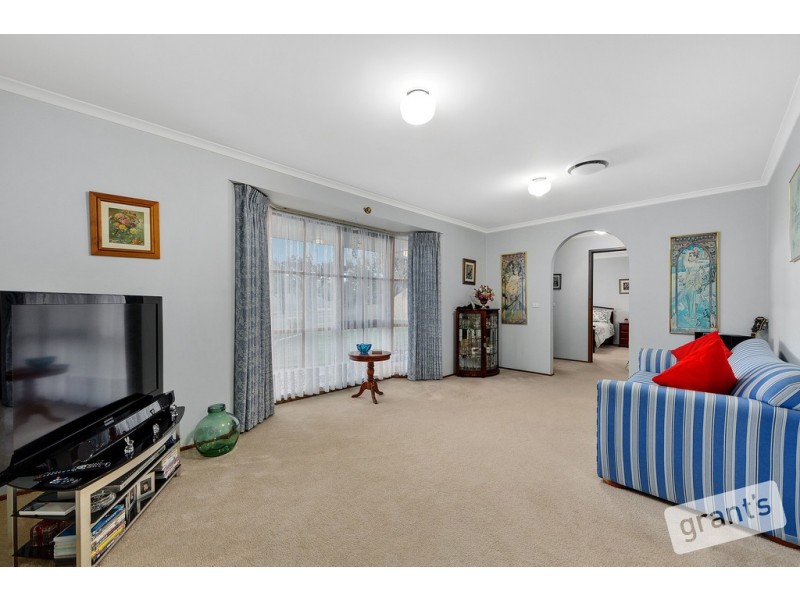 11 Hardy Court, Berwick VIC 3806