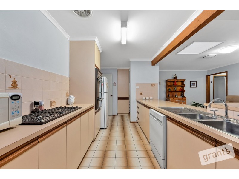 11 Hardy Court, Berwick VIC 3806