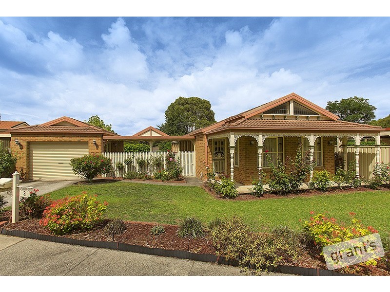 2 Leonard Avenue, Berwick VIC 3806