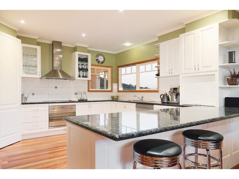 154 Norbury Road, Beaconsfield Upper VIC 3808