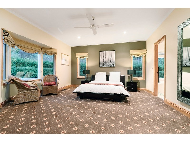 154 Norbury Road, Beaconsfield Upper VIC 3808