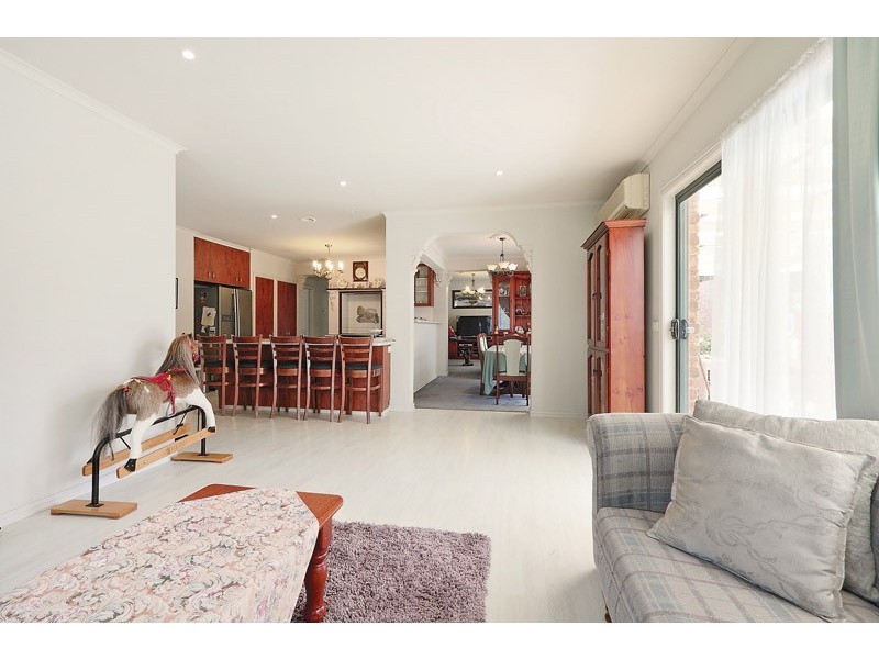 42 Wood Road, Narre Warren South VIC 3805