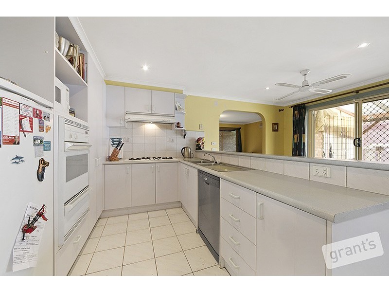 8 Jericho Court, Berwick VIC 3806