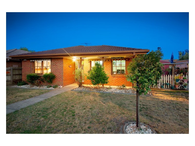 15 Willunga Court, Berwick VIC 3806