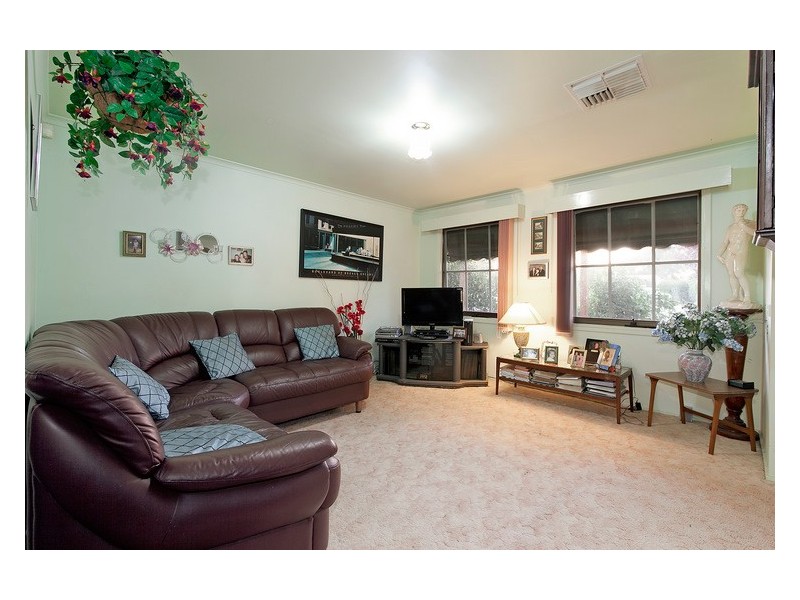 15 Willunga Court, Berwick VIC 3806