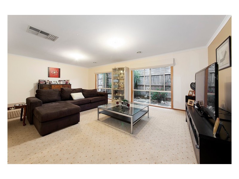 4 Kingsmill Terrace, Berwick VIC 3806