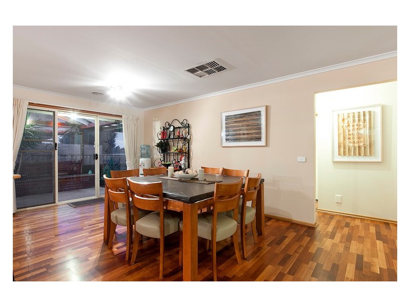 4 Kingsmill Terrace, Berwick VIC 3806