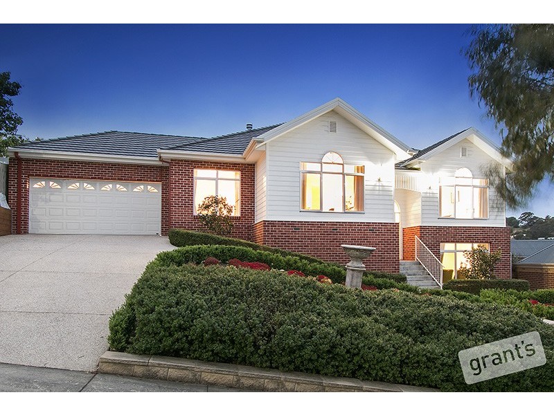 6 Otterburn Drive, Berwick VIC 3806