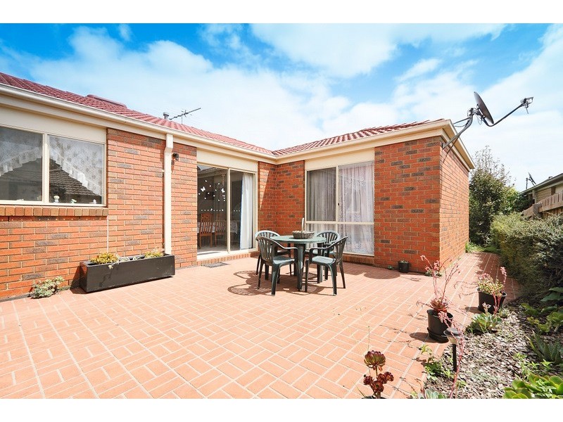 15 Marina Court, Berwick VIC 3806