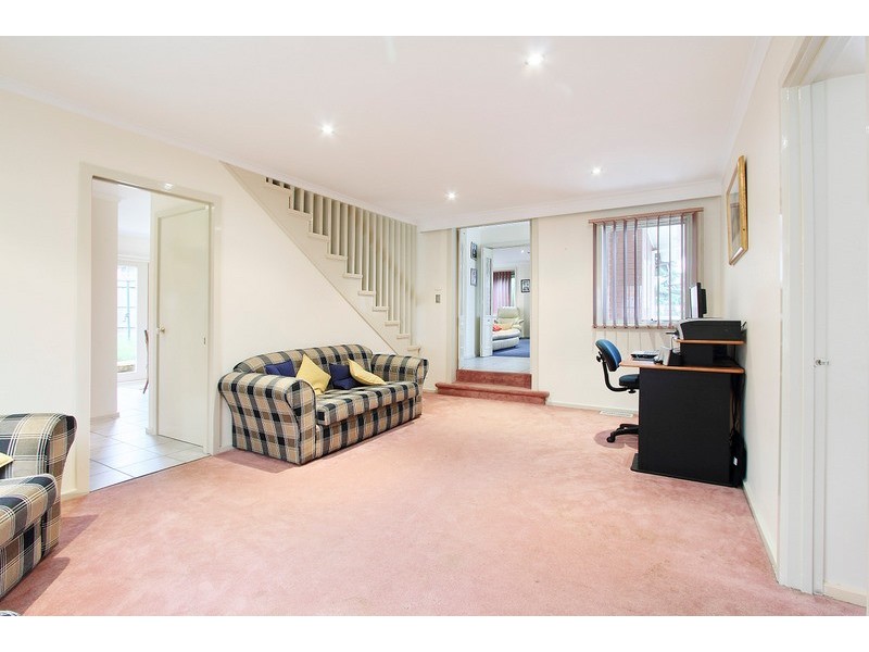 12 Seaview Court, Dandenong North VIC 3175