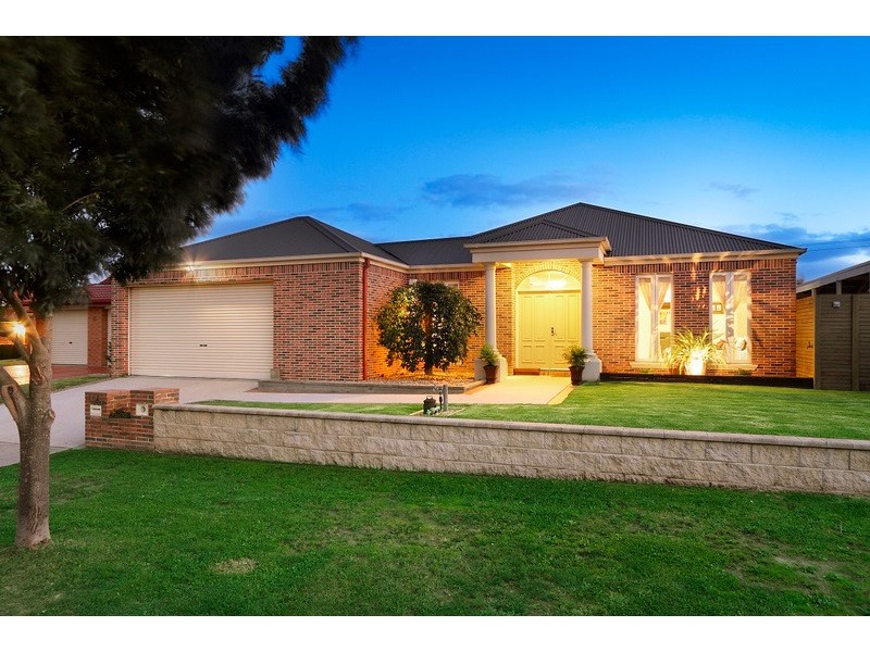 14 Buttonwood Court, Narre Warren South VIC 3805