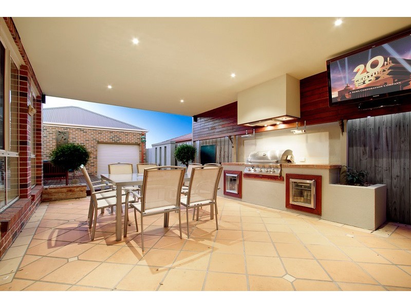 14 Buttonwood Court, Narre Warren South VIC 3805