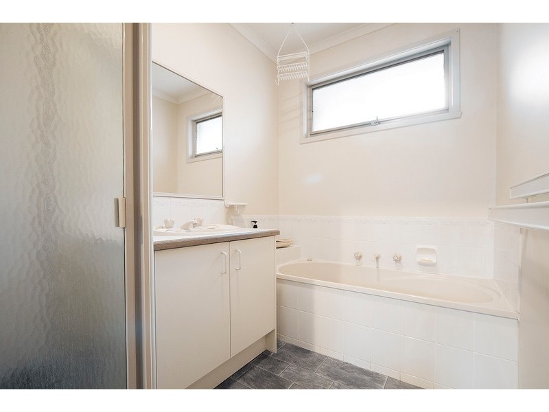 3 Oscar Court, Berwick VIC 3806