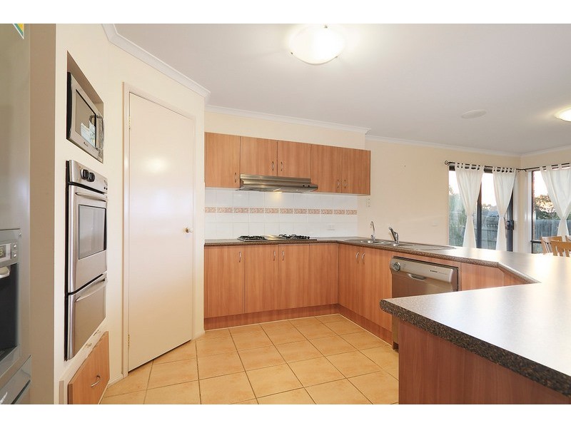 13 Blake Street, Berwick VIC 3806